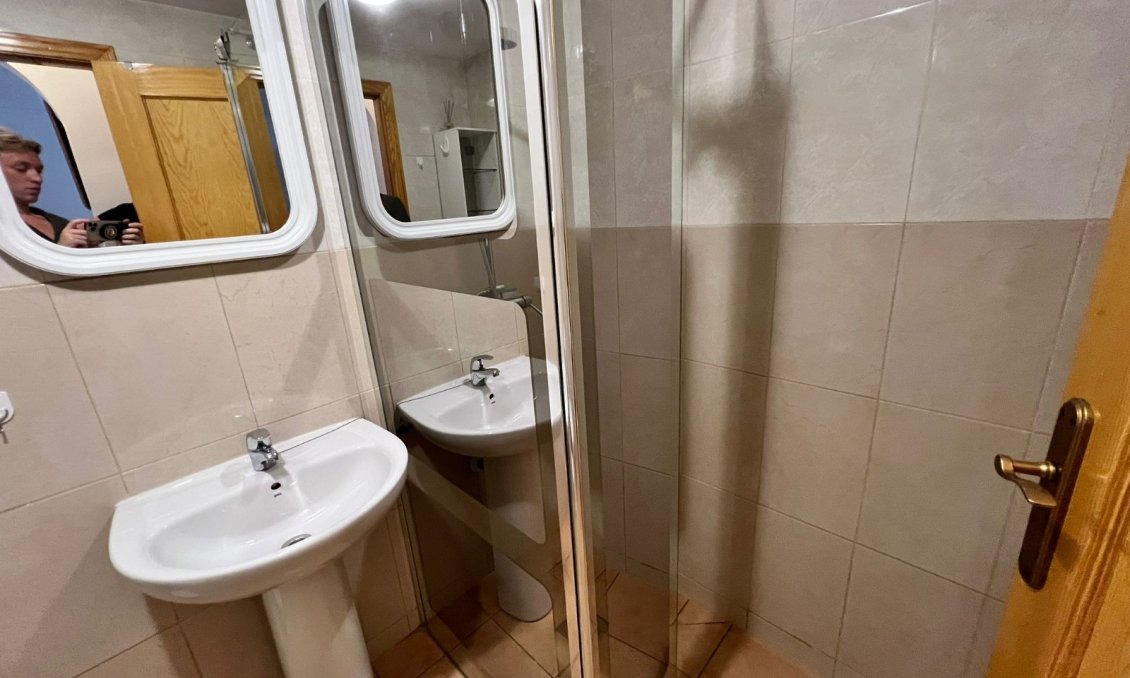 Wiederverkauf - Wohnung -
Orihuela - Inland
