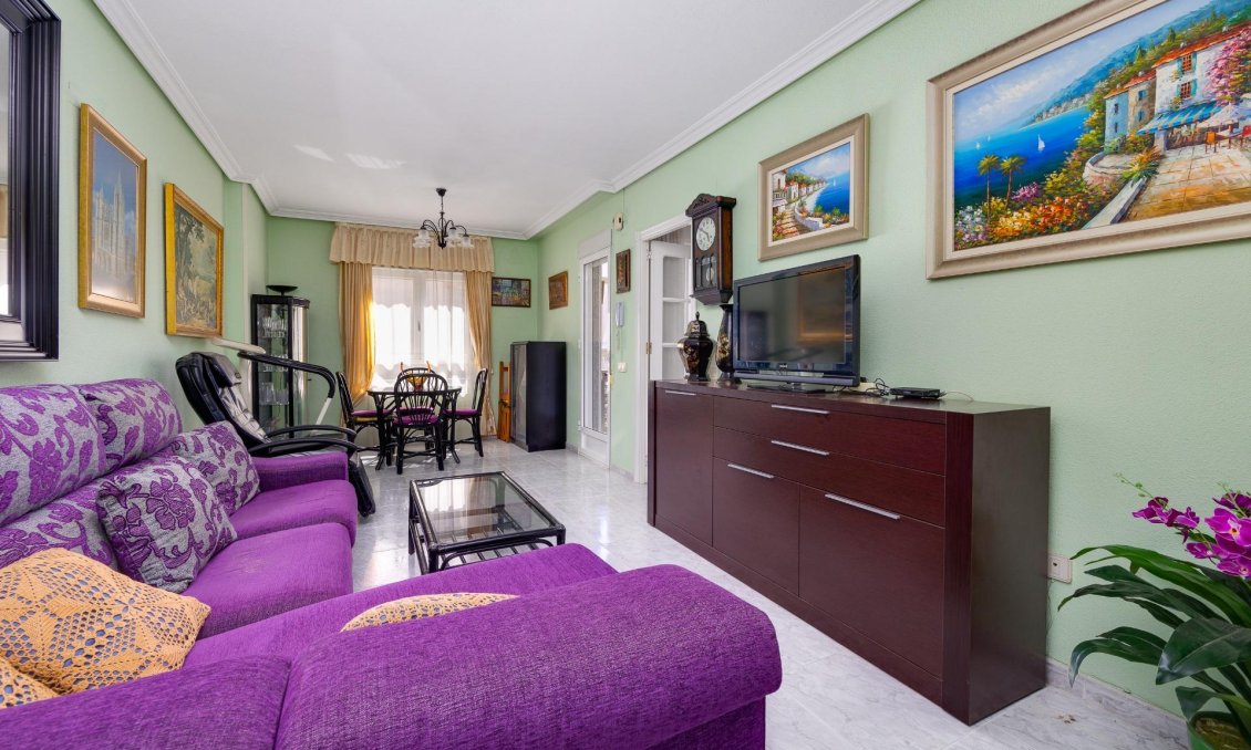 Segunda mano - Apartamento -
Torrevieja - Antonio Machado