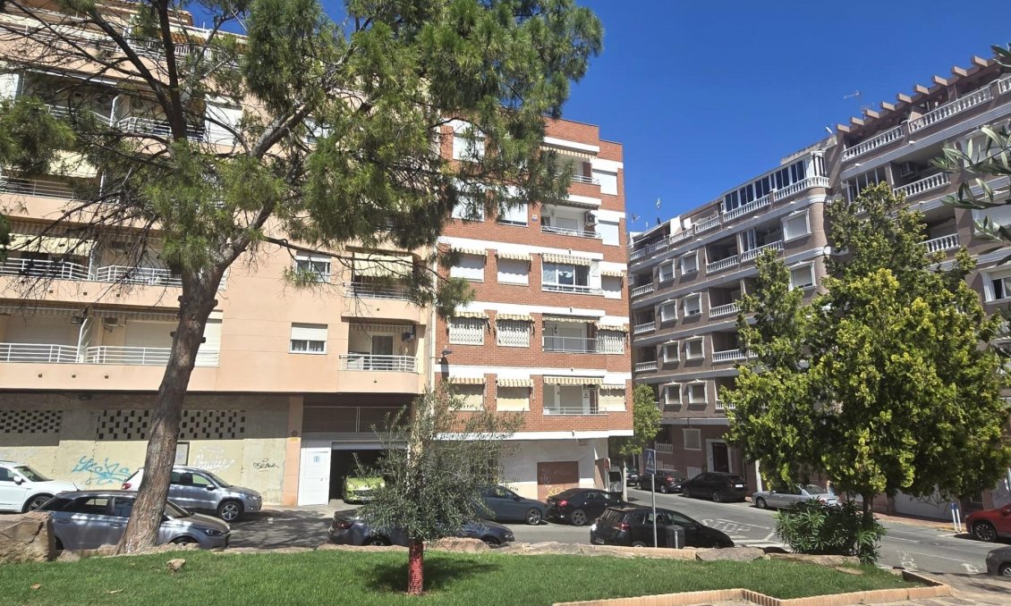 Wiederverkauf - Wohnung -
Torrevieja - Playa del Cura