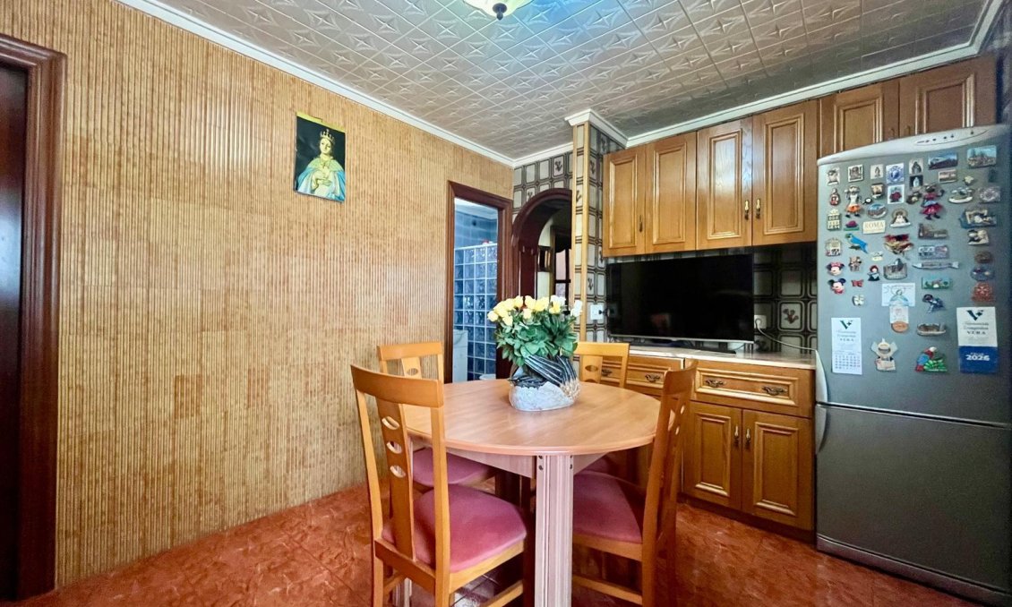 Wiederverkauf - Wohnung -
Torrevieja - Centro