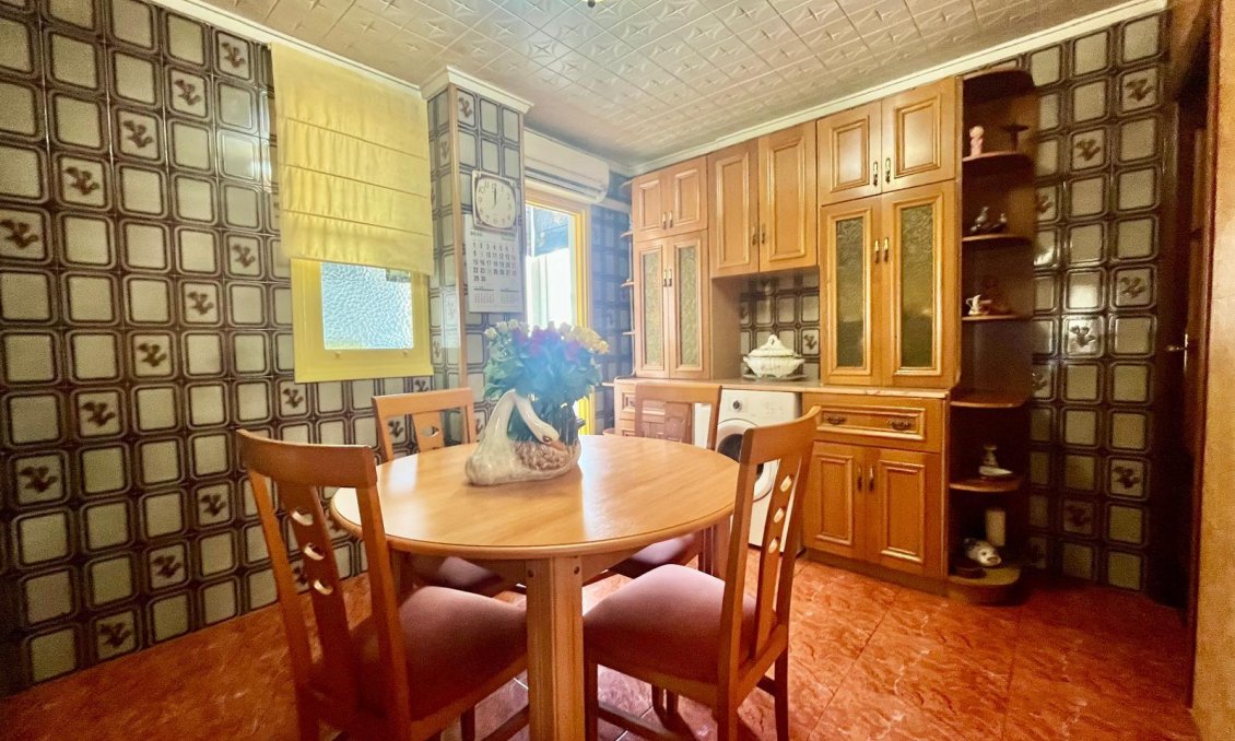 Wiederverkauf - Wohnung -
Torrevieja - Centro