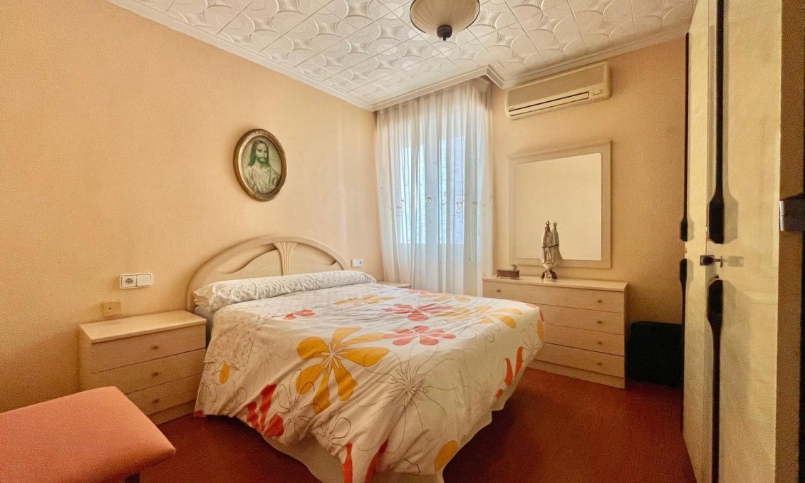 Wiederverkauf - Wohnung -
Torrevieja - Centro