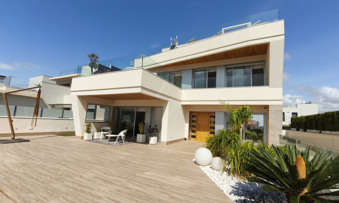 Wiederverkauf - Villa -
Orihuela Costa - Costa Blanca