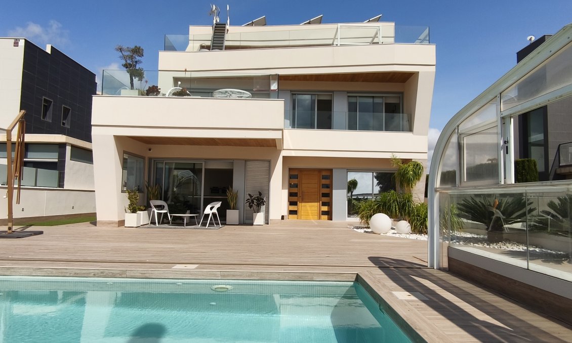 Wiederverkauf - Villa -
Orihuela Costa - Costa Blanca