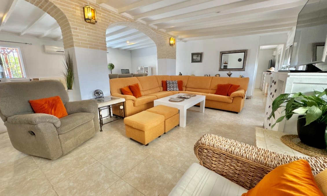 Segunda mano - Villa -
Dolores - Comunidad Valenciana