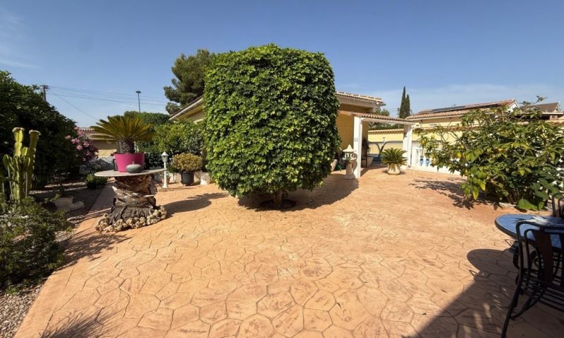 Segunda mano - Villa -
Pinar de Campoverde - Inland