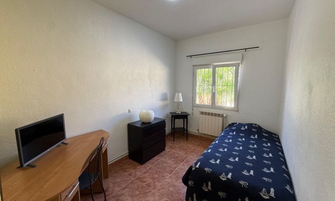 Segunda mano - Villa -
Pinar de Campoverde - Inland