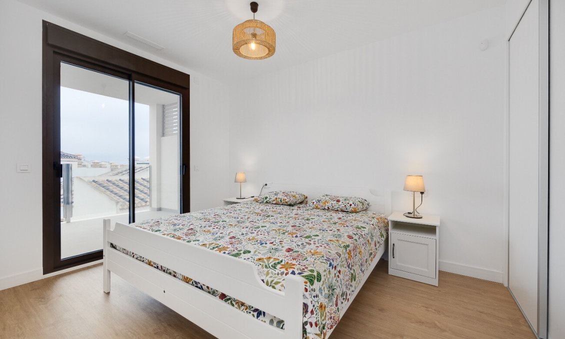 Revânzare - Mansardă -
Orihuela Costa - Villamartín
