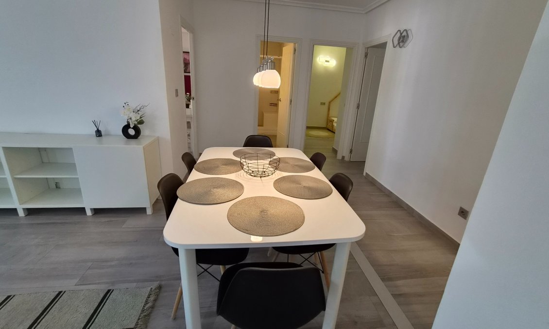 Revânzare - Apartament -
Torrevieja - Costa Blanca