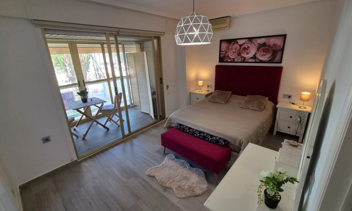 Revânzare - Apartament -
Torrevieja - Costa Blanca