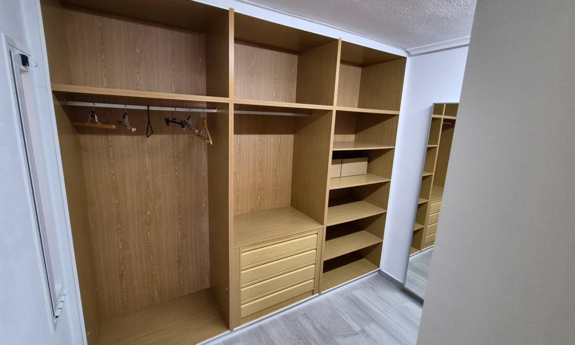 Revânzare - Apartament -
Torrevieja - Costa Blanca