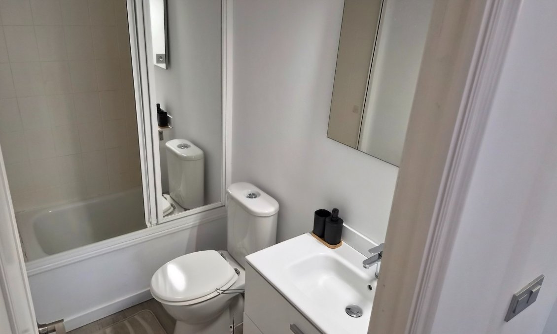 Revânzare - Apartament -
Torrevieja - Costa Blanca