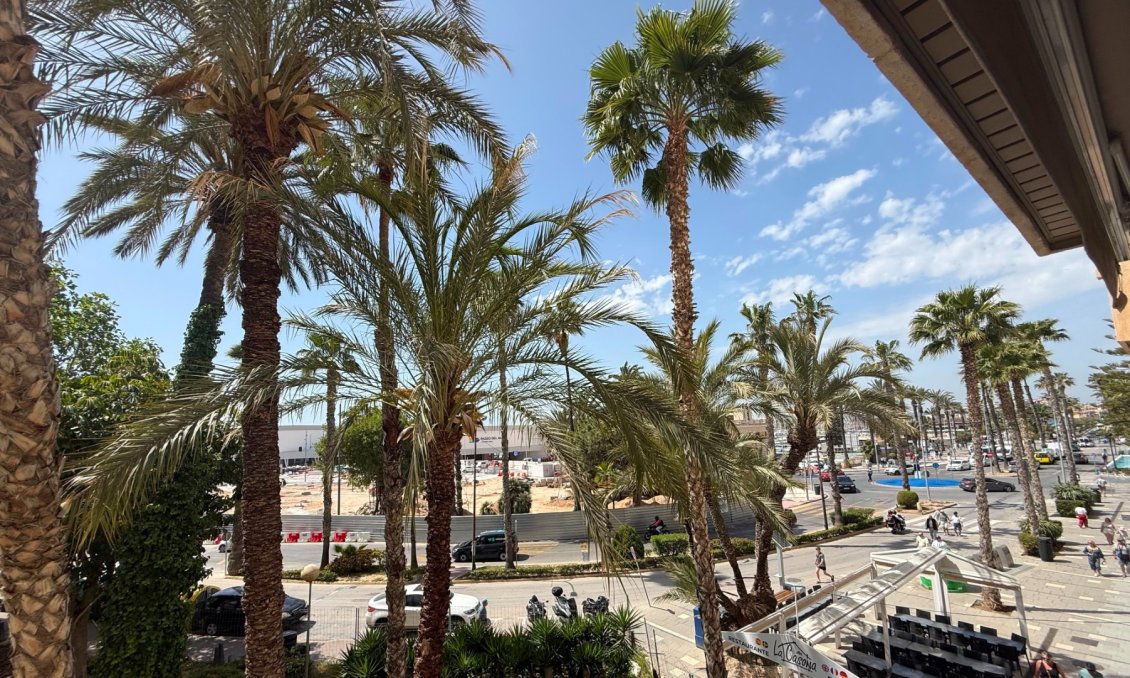 Revânzare - Apartament -
Torrevieja - Costa Blanca