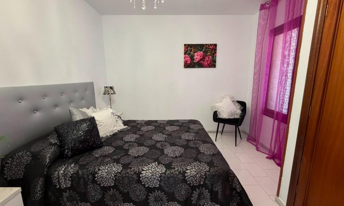 Revânzare - Apartament -
Torrevieja - Torreblanca