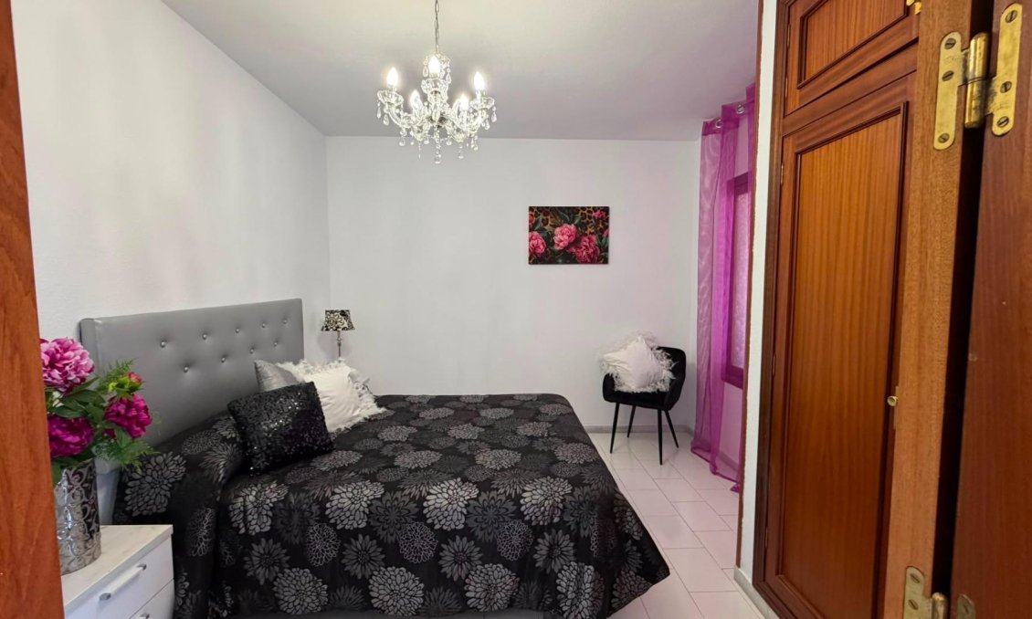 Revânzare - Apartament -
Torrevieja - Torreblanca