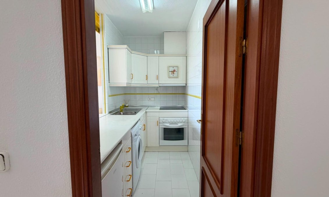 Revânzare - Apartament -
Torrevieja - Torreblanca