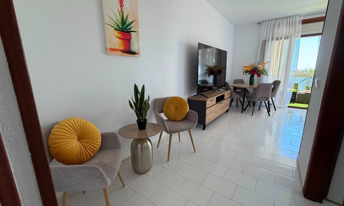 Revânzare - Apartament -
Torrevieja - Torreblanca