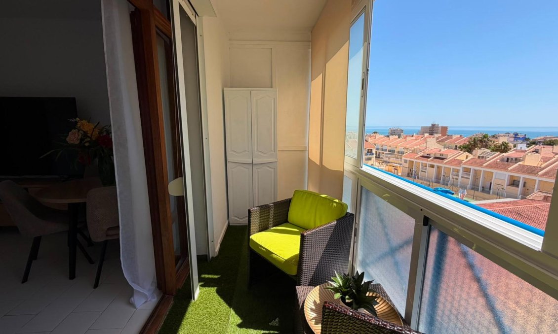 Revânzare - Apartament -
Torrevieja - Torreblanca