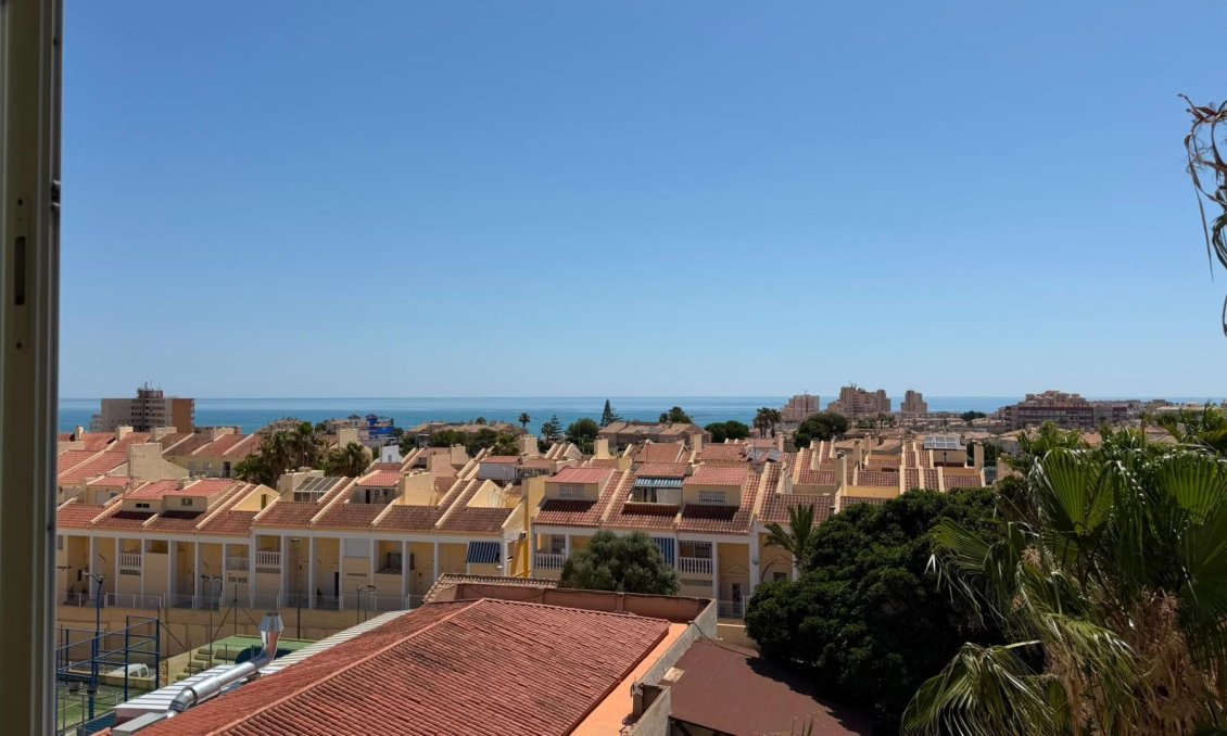 Revânzare - Apartament -
Torrevieja - Torreblanca