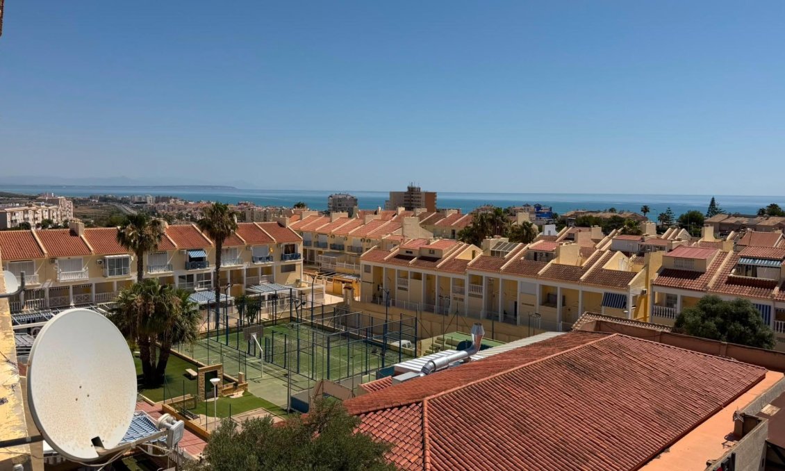 Revânzare - Apartament -
Torrevieja - Torreblanca