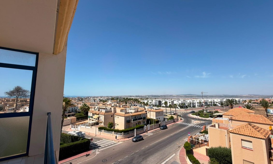 Revânzare - Apartament -
Torrevieja - Torreblanca