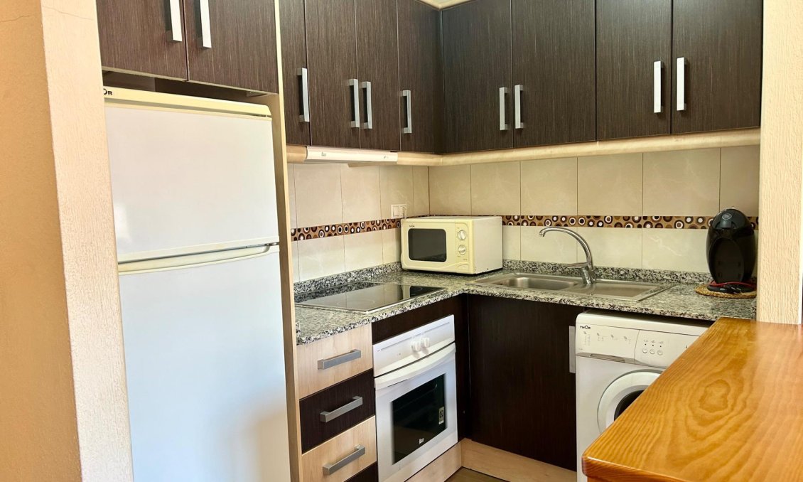 Revânzare - Apartament -
Torrevieja - Centro