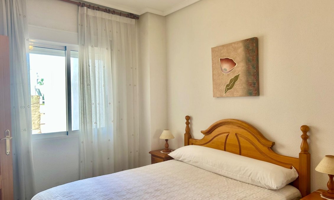 Revânzare - Apartament -
Torrevieja - Centro