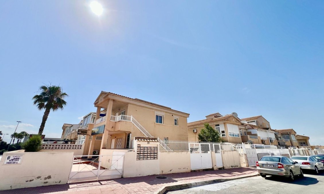 Revânzare - Bungalou -
Torrevieja - Centro