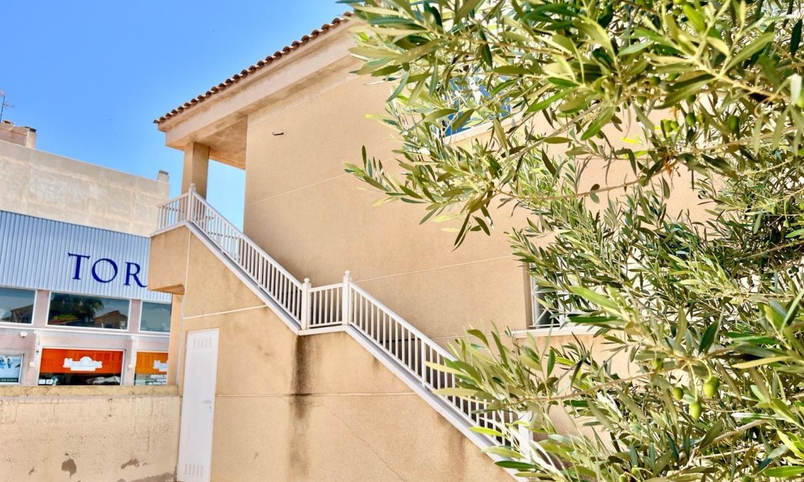 Revânzare - Bungalou -
Torrevieja - Centro