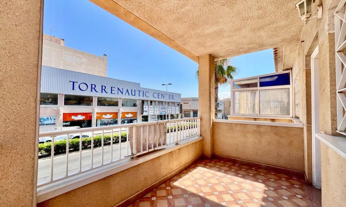 Revânzare - Bungalou -
Torrevieja - Centro