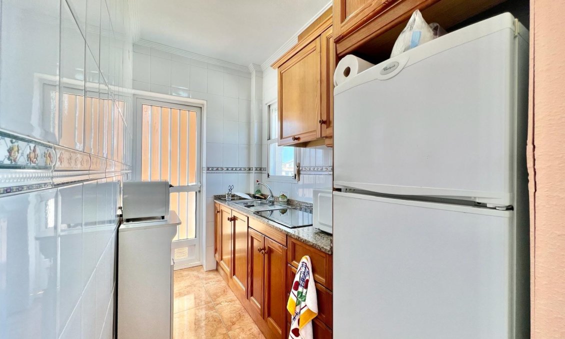 Revânzare - Bungalou -
Torrevieja - Centro