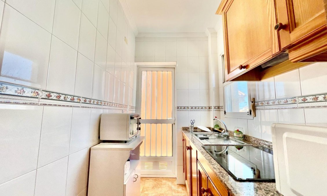 Revânzare - Bungalou -
Torrevieja - Centro