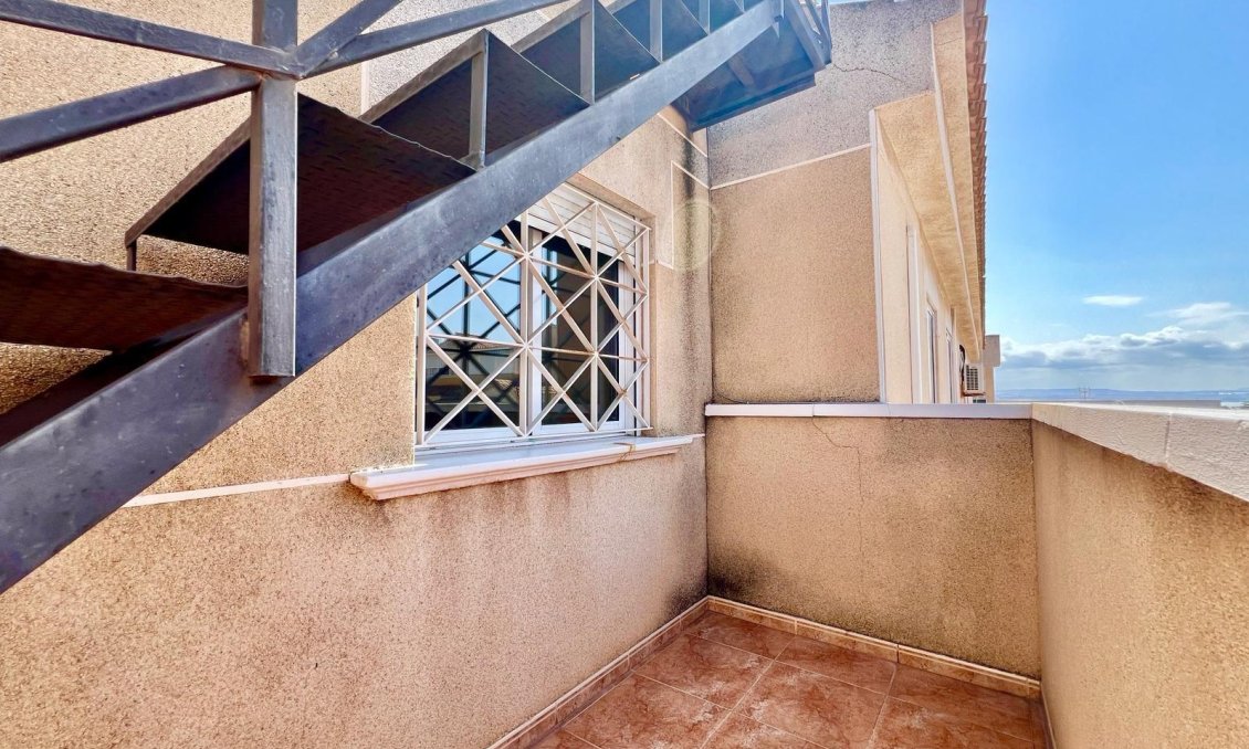 Revânzare - Bungalou -
Torrevieja - Centro