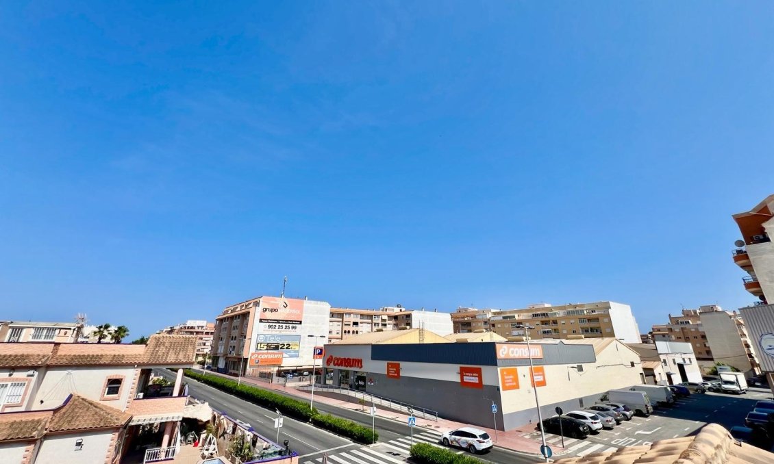 Revânzare - Bungalou -
Torrevieja - Centro
