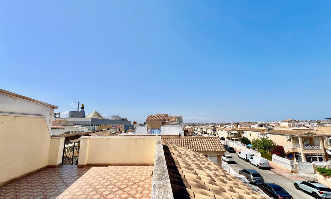 Revânzare - Bungalou -
Torrevieja - Centro