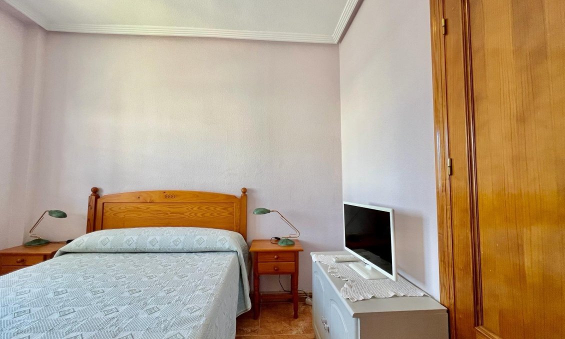 Revânzare - Bungalou -
Torrevieja - Centro