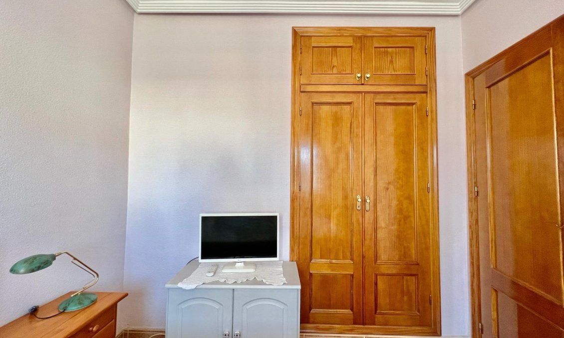 Revânzare - Bungalou -
Torrevieja - Centro
