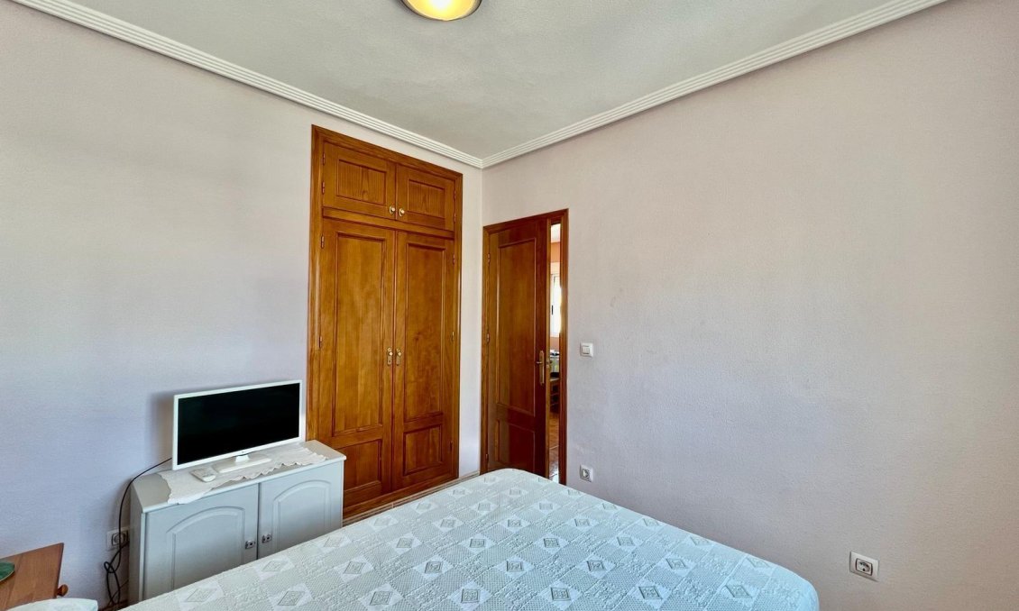 Revânzare - Bungalou -
Torrevieja - Centro