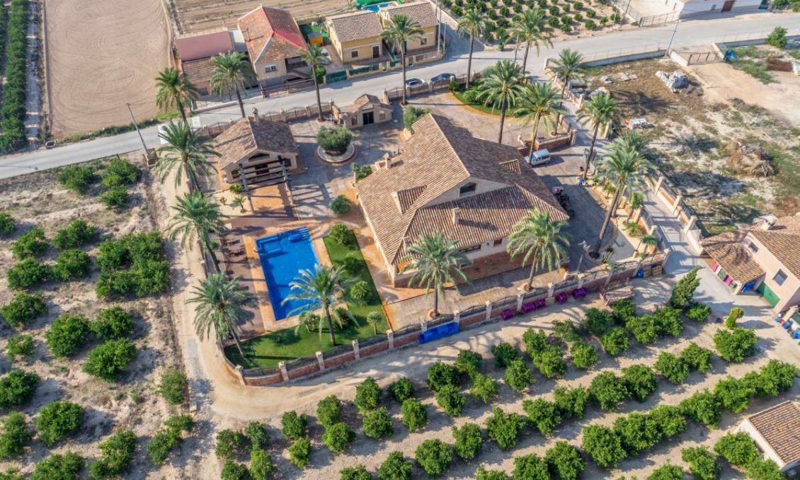 Resale - Villa -
Molins - Inland