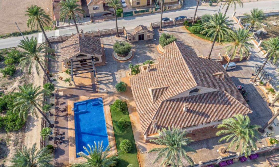 Resale - Villa -
Molins - Inland