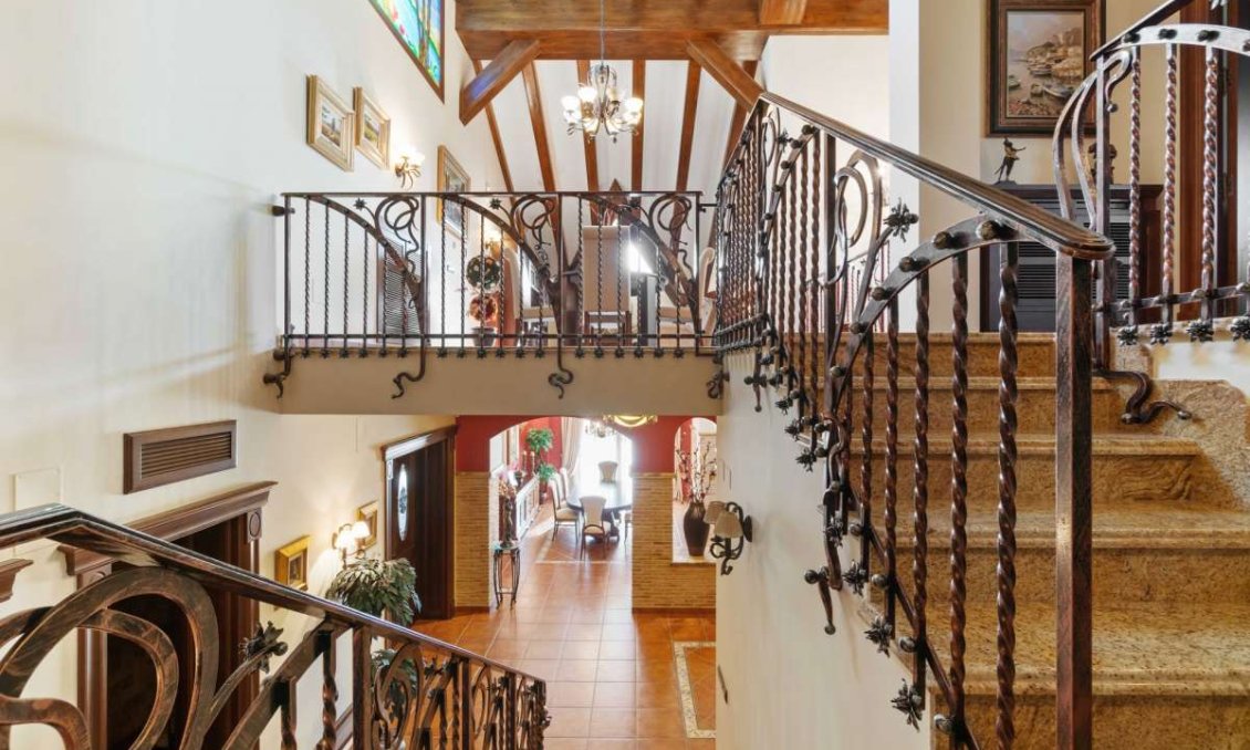 Resale - Villa -
Molins - Inland