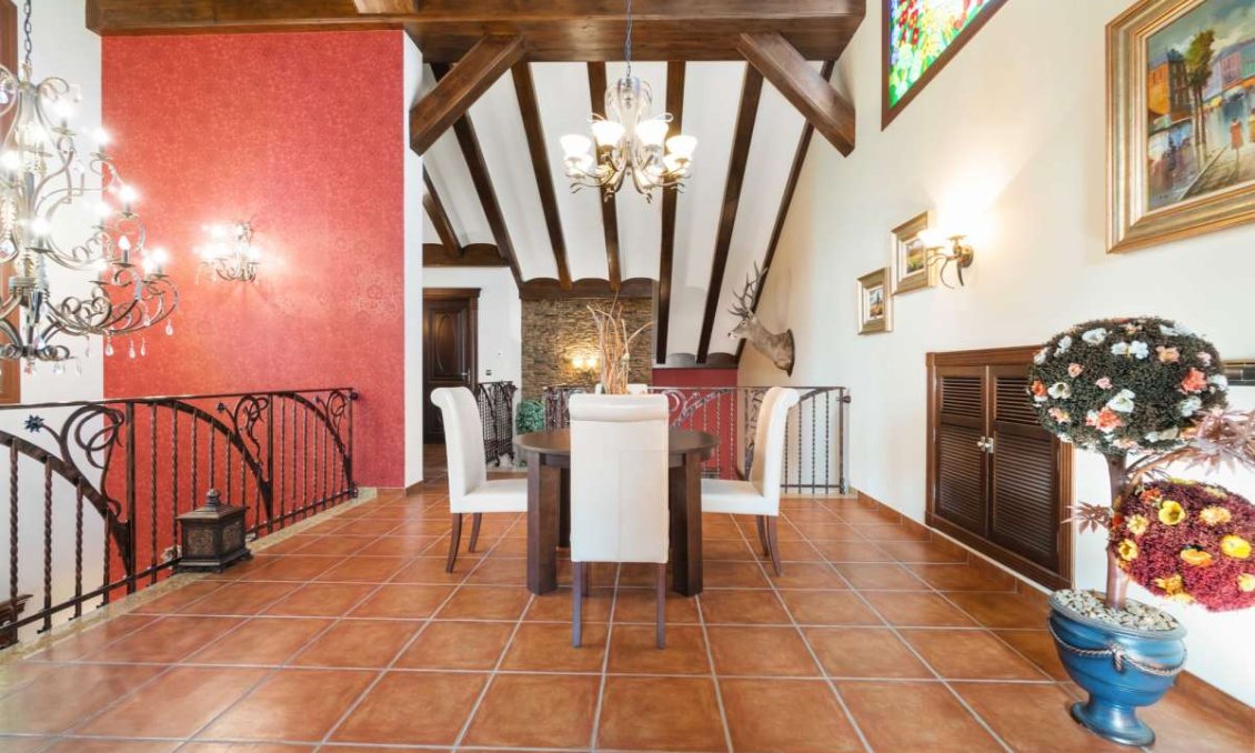 Resale - Villa -
Molins - Inland