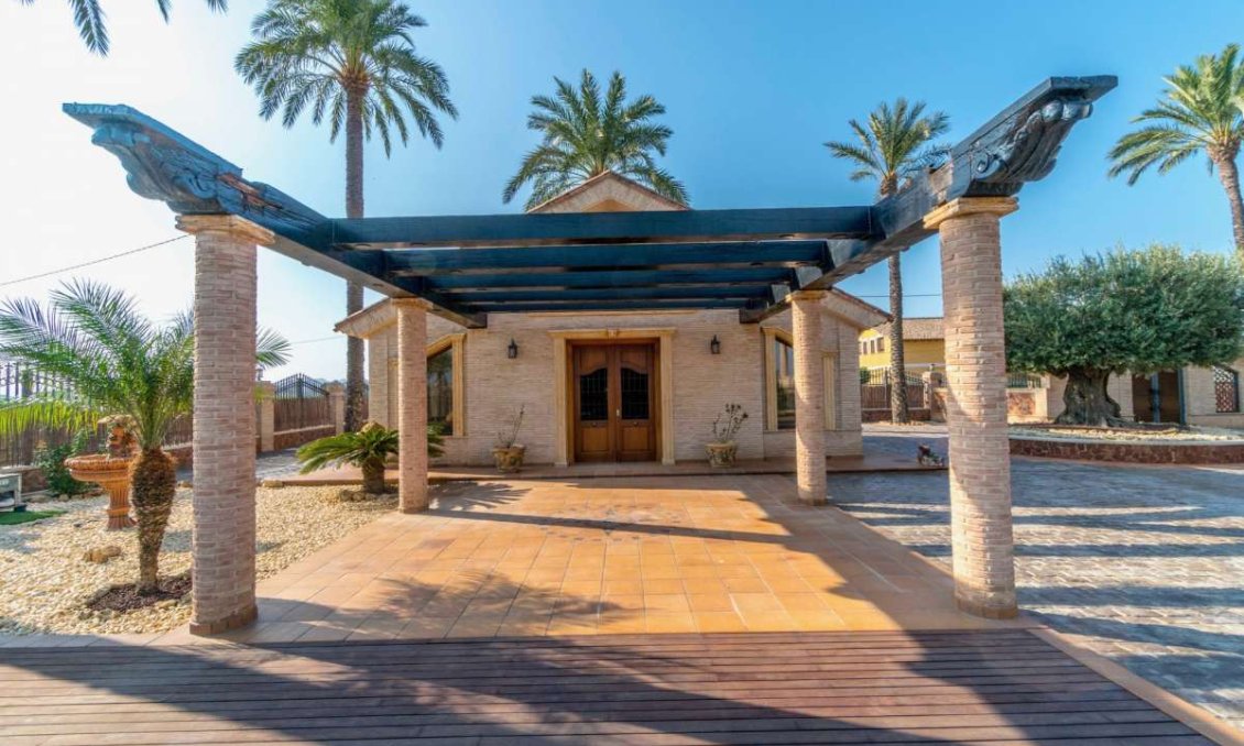 Resale - Villa -
Molins - Inland