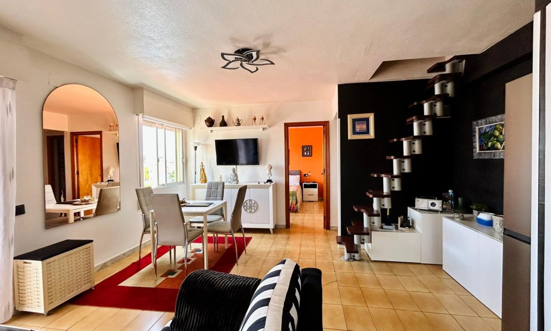 Resale - Apartment -
Torrevieja - Costa Blanca