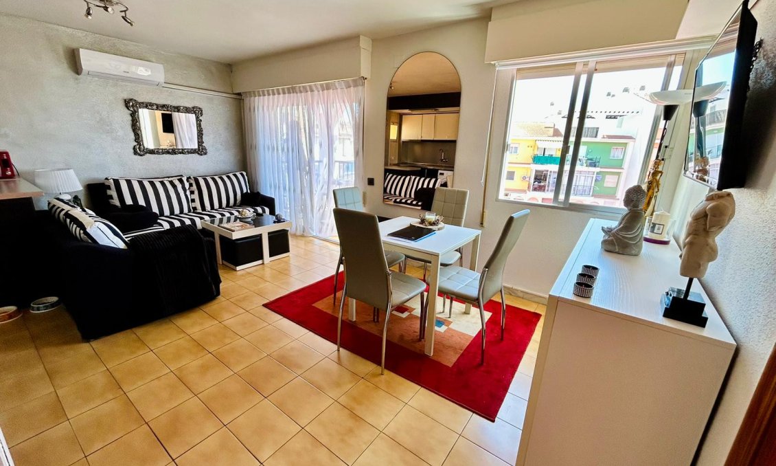 Resale - Apartment -
Torrevieja - Costa Blanca
