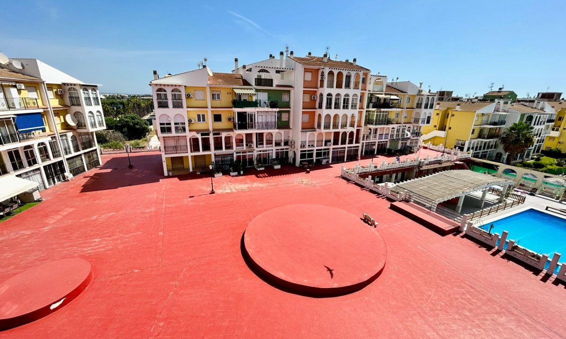 Resale - Apartment -
Torrevieja - Costa Blanca