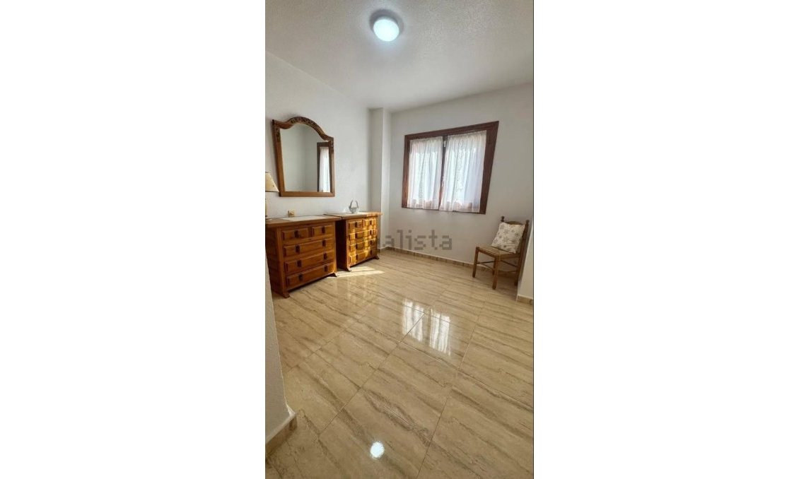 Wiederverkauf - Stadthaus -
Orihuela Costa - Playa Flamenca