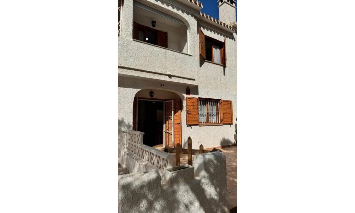 Wiederverkauf - Stadthaus -
Orihuela Costa - Playa Flamenca