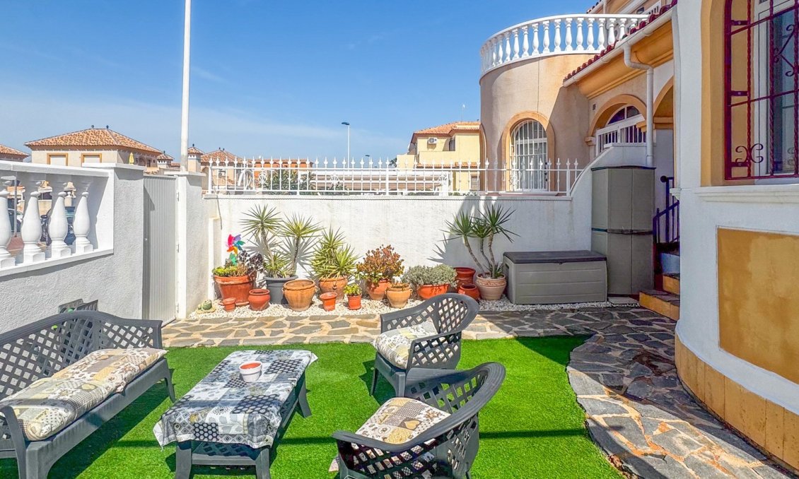Segunda mano - Adosado -
Torrevieja - Costa Blanca