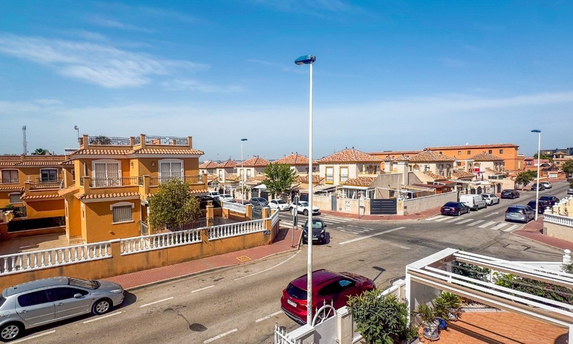 Segunda mano - Adosado -
Torrevieja - Costa Blanca